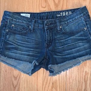 Gap Jean Shorts!